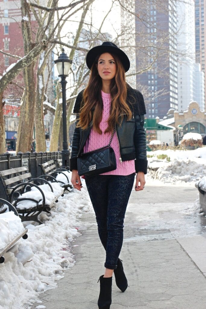 Cute outfits to wear in winters (16)