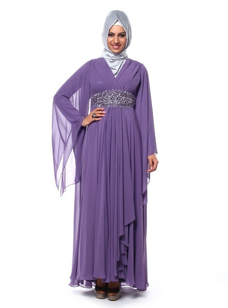 27 Beautiful Engagement Dresses for Hijabis