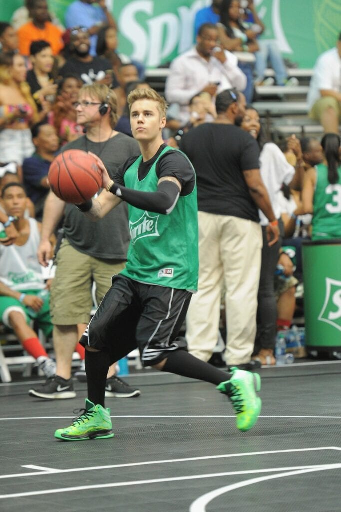 17 Justin Bieber Swag Outfits to Copy for Swag Look 17 Justin Bieber Swag Outfits to Copy for Swag Look