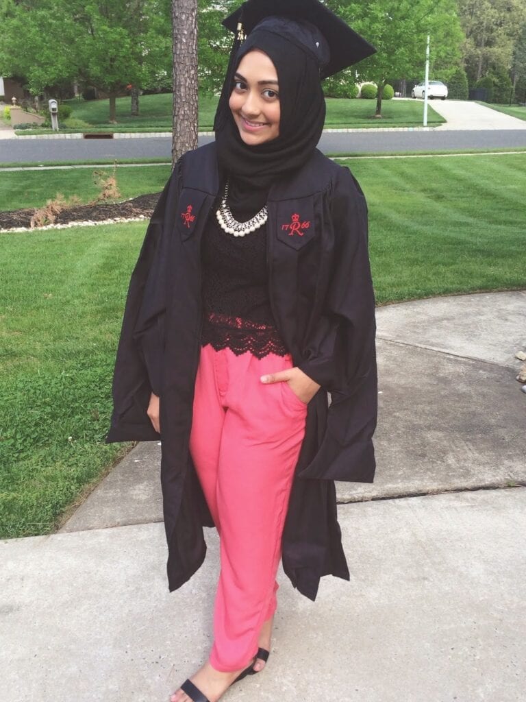 Hijab Graduation Outfit-18 Ways to Wear Hijab on Graduation