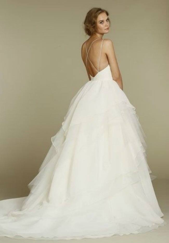 Wedding Dresses with Open Back - 30 Different Looks to Copy