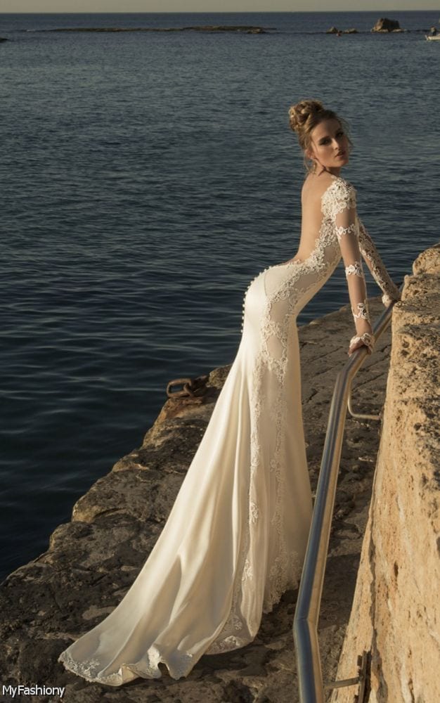 Wedding Dresses with Open Back - 30 Different Looks to Copy