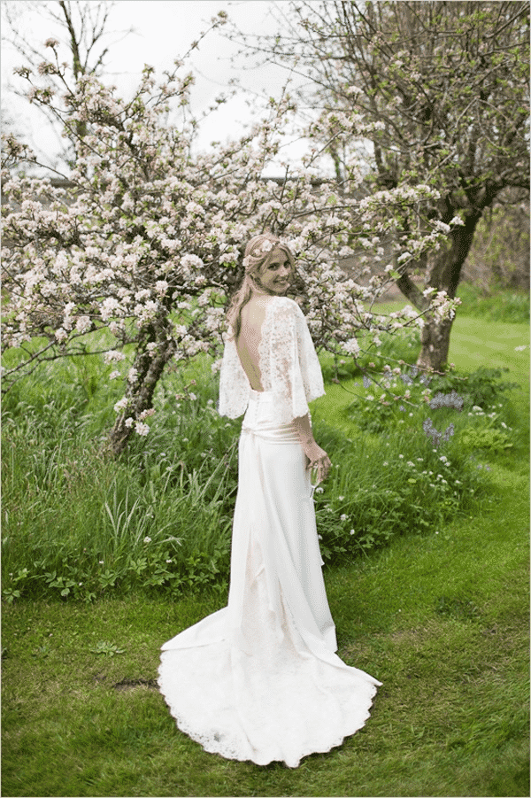 Wedding Dresses with Open Back - 30 Different Looks to Copy
