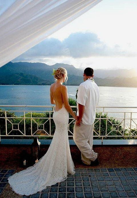 Wedding Dresses with Open Back - 30 Different Looks to Copy