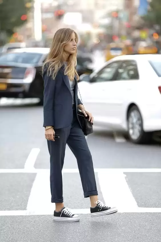 How To Wear Suits With Sneakers 27 Styling Tips How To Wear Suits With Sneakers 27 Styling Tips