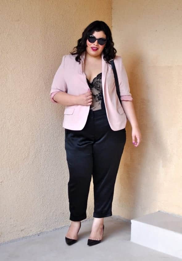 Outfits with Pale Pink Blazers- 19 Ways to Wear pink Blazers