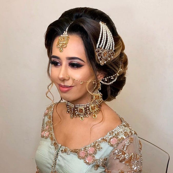 Pakistani Wedding Hairstyles for a Perfect Looking Bride