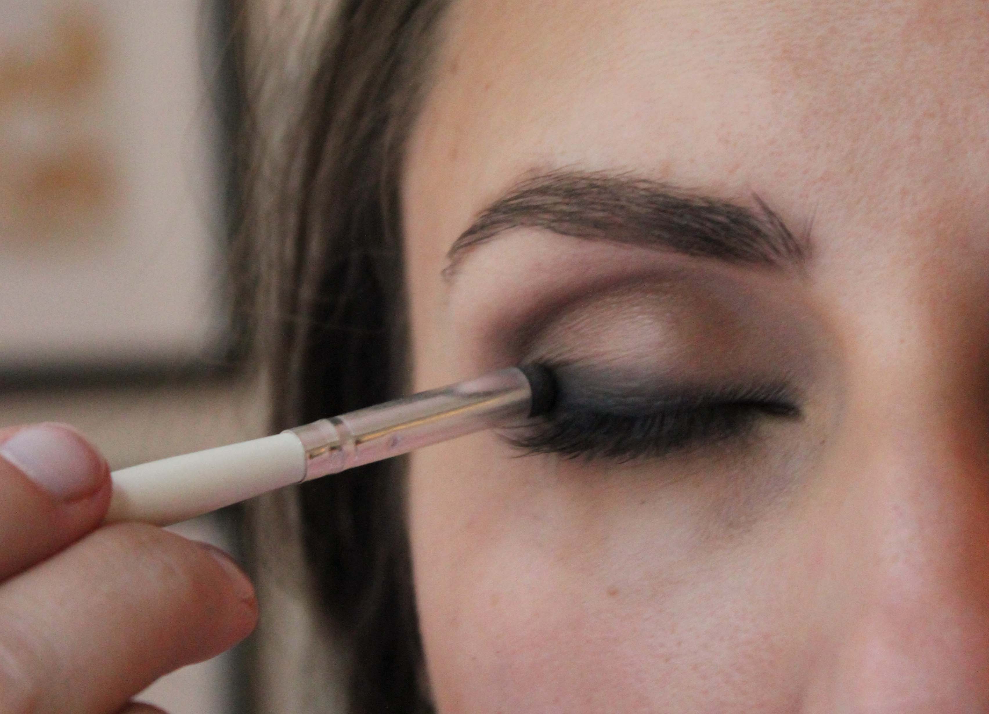 How to Wear Eyeliner for Beginners-Tutorial (Pics and Videos)#