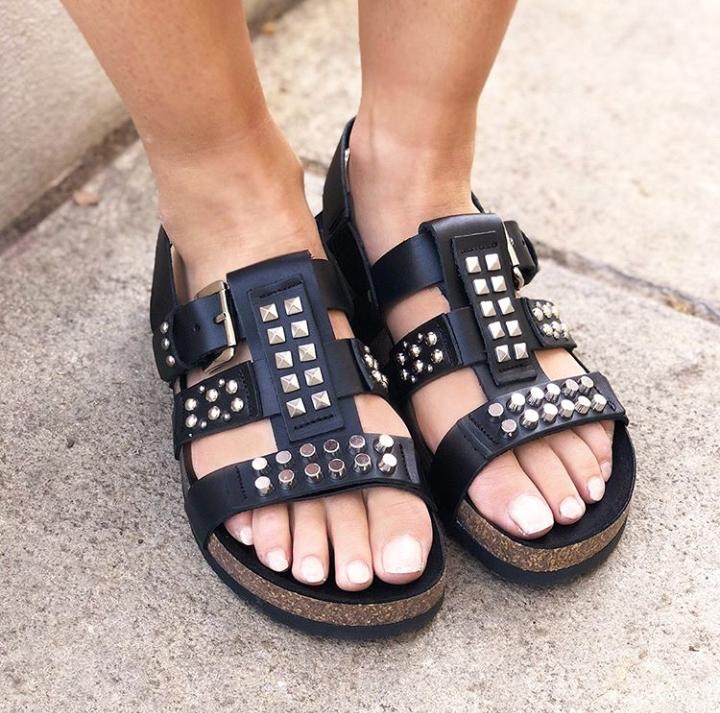 Trendy Shoes To Beat The Summer Heat (28)