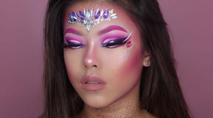 Get Inspired With These Cool Halloween Makeup Looks (5)