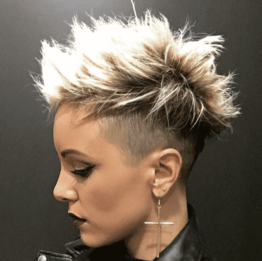 20 Cute Bob Haircuts & Hairstyles For Women to Try This Year