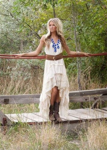 Country Concert Outfits For Women – 20 Styles To Try