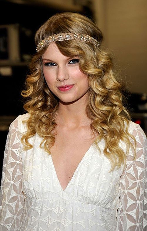 Hippie Hairstyles - 27 Cute Hairstyles For Hippie Girls Hippie Hairstyles - 27 Cute Hairstyles For Hippie Girls