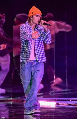 Justin Bieber Pics-30 Hottest Pictures of Justin Bieber so far