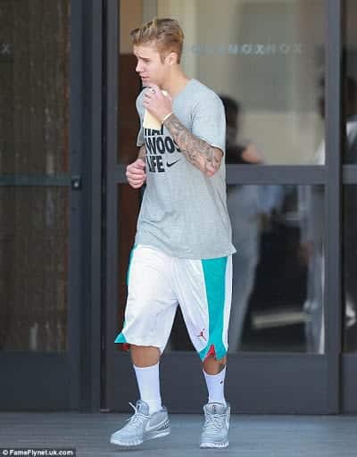 Justin Bieber Pics-30 Hottest Pictures of Justin Bieber so far