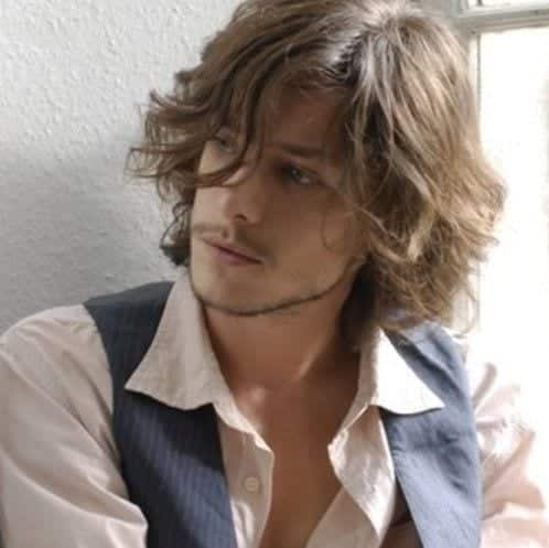 27 Best Hippie Hairstyles for Men 2023