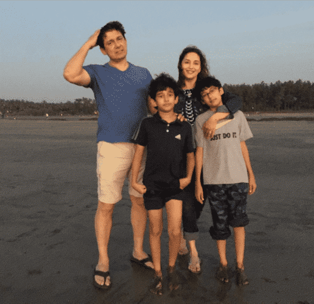 40 Bollywood Celebrity Beach Outfits That You'll Love