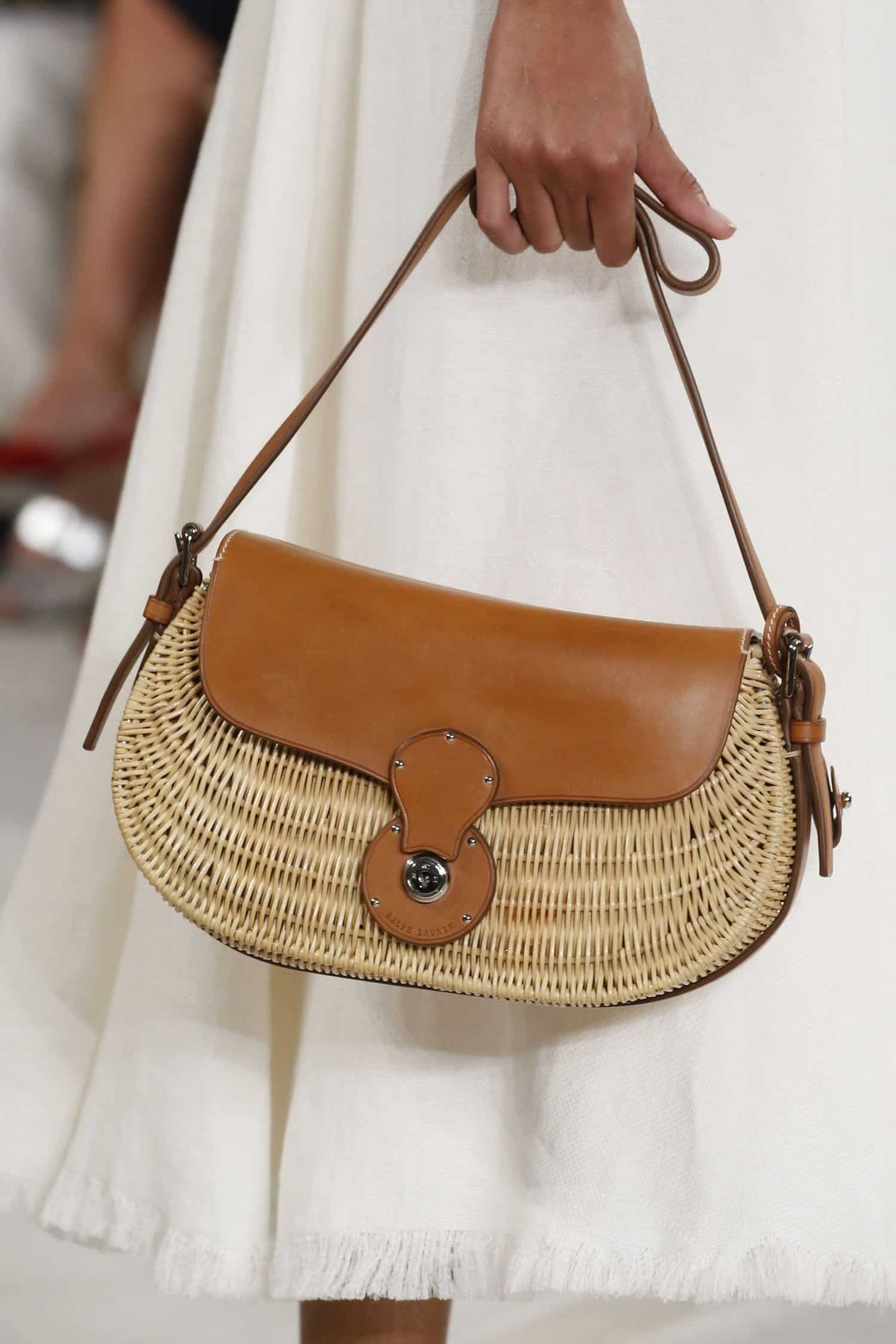 30 Must Have Fashion Accessories for Every Girl