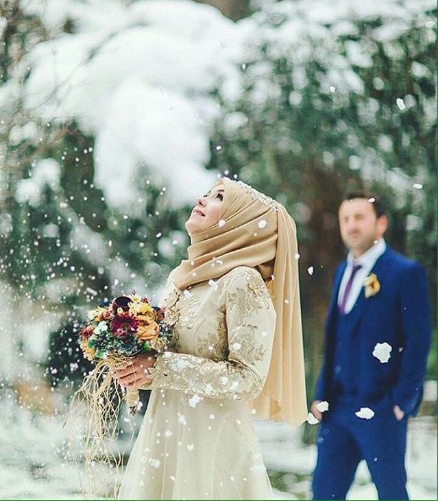 muslim couple wedding pictures