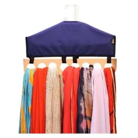 Organize hijab in wall pocket organizers - StyleMag - Style Degree