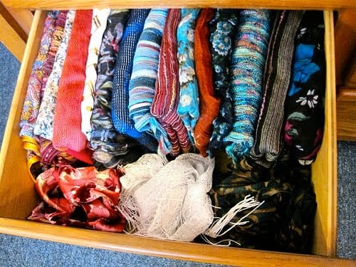 20 Great Ideas for Organizing Hijab for Every Day Routines