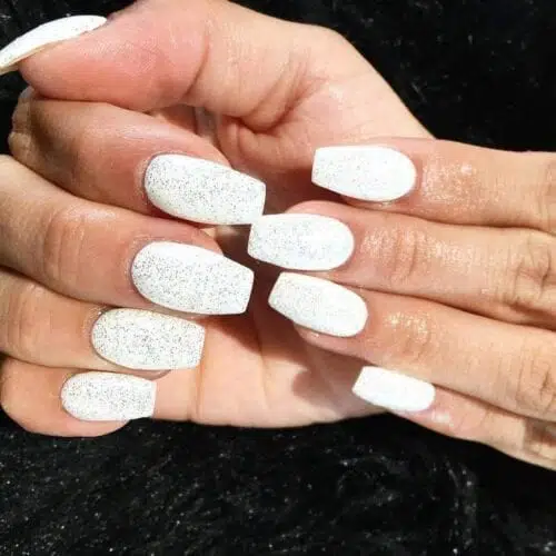White Nail Art