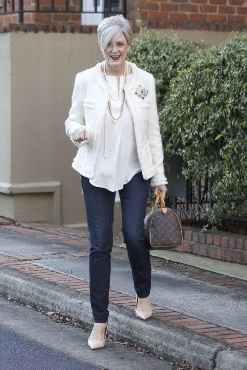 18 Outfits for Women Over 60- Fashion Tips For 60 Plus Women