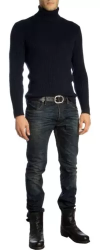What to Wear with Dark Jeans