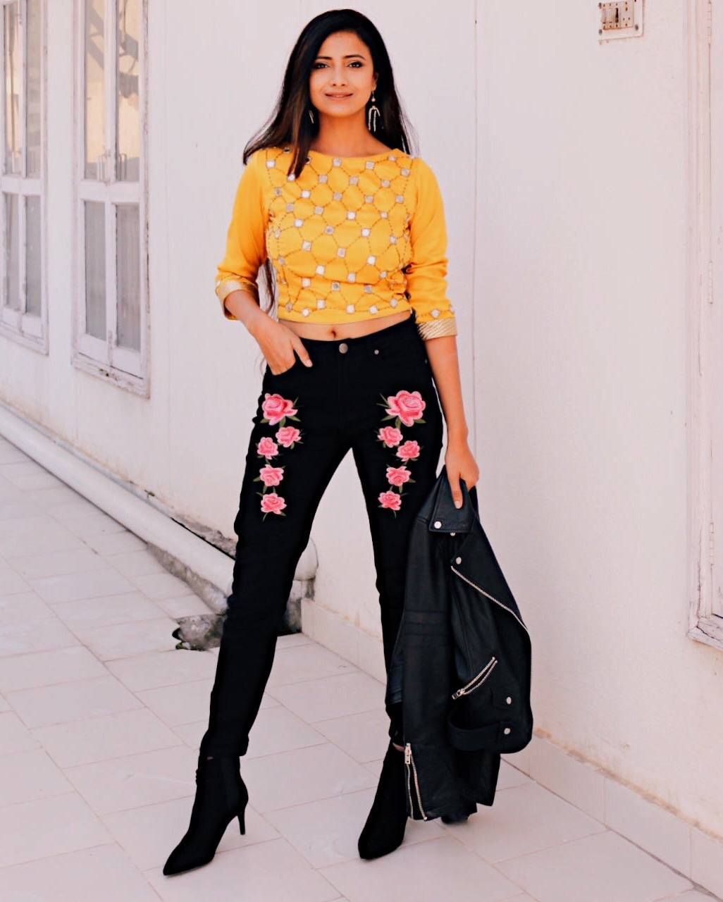 How to Wear Embroidered Jeans16 Embroidered Jeans Outfits How to Wear Embroidered Jeans16 Embroidered Jeans Outfits new foto How to Wear Embroidered Jeans16 Embroidered Jeans Outfits How to Wear Embroidered Jeans16 Embroidered Jeans Outfits new foto