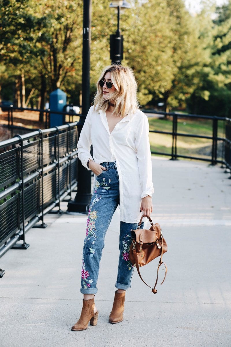 How to Wear Embroidered Jeans?16 Embroidered Jeans Outfits