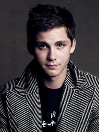 Logan Lerman Pics-30 Hottest Pictures of Logan Lerman so far