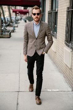 20 Outfit Ideas to Wear Black Pants with Brown Shoes for Men