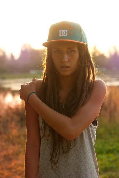 Snapback Hairstyles for Girls- 25 Ways to Wear Snapback Hair