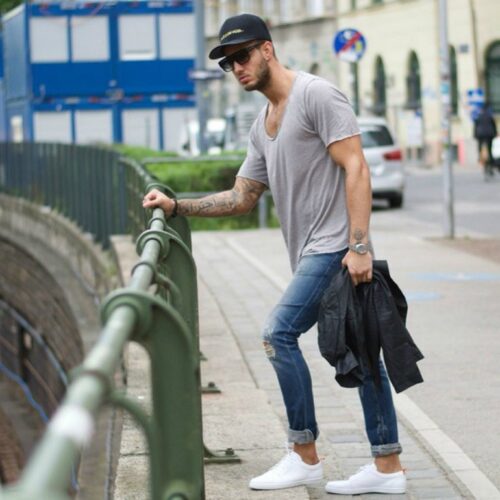 How to Wear a Snapback for Guys (10)