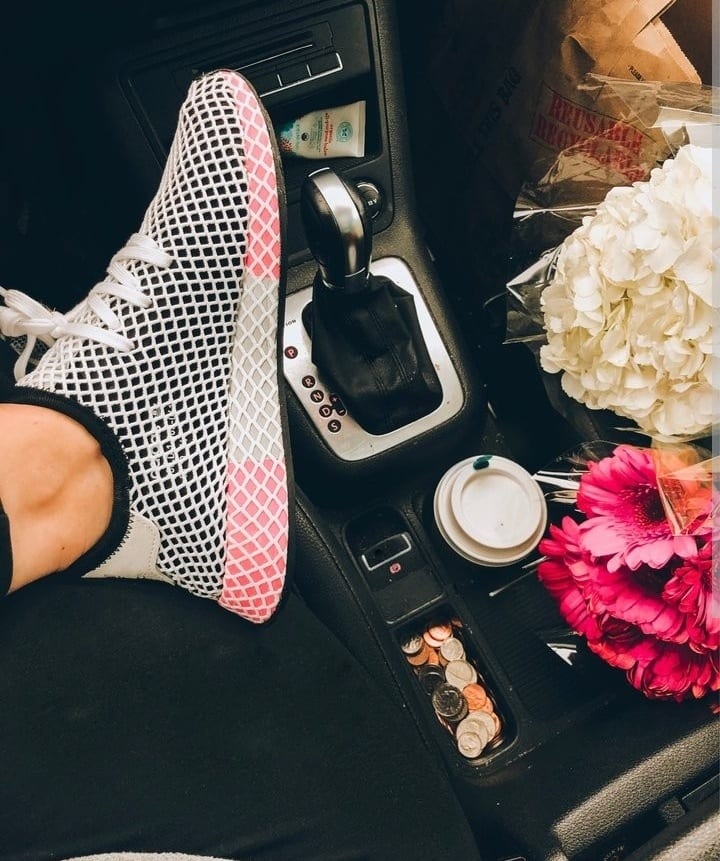 30 Cute Outfits with Adidas Shoes for Girls to try this Year