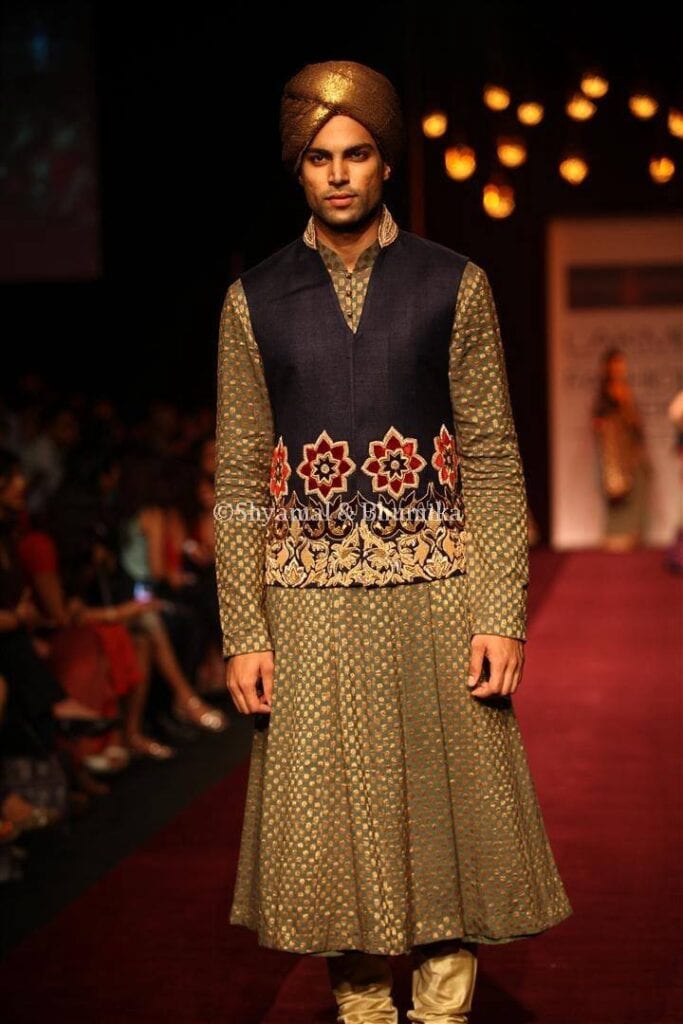 Mens Kurta Pajama For Weddings - 18 New Kurta Pajama Styles To Try