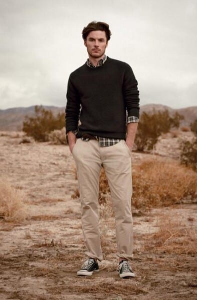 56 Best Khaki Pant Outfits For Men with Styling Tips