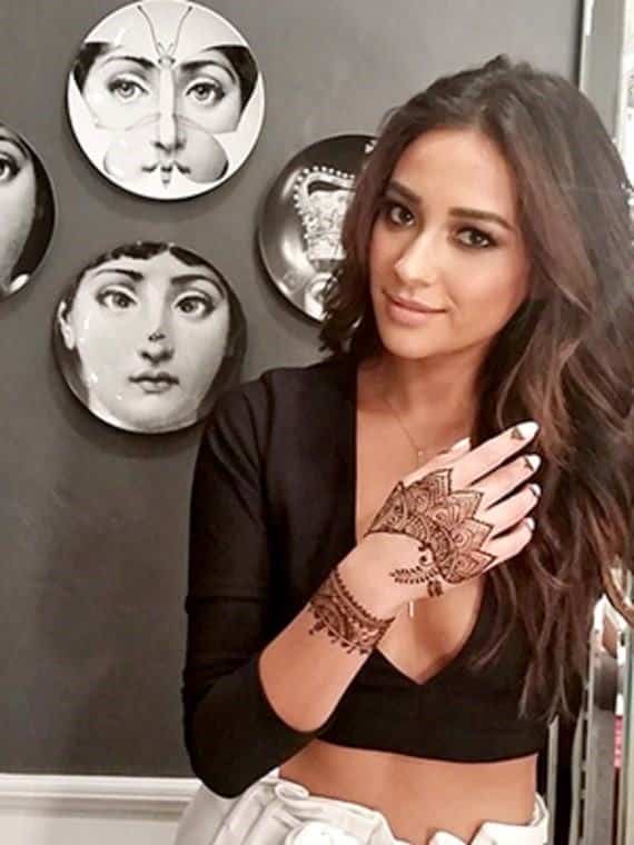 50 Cute Mehndi Designs 2023 You Must Try