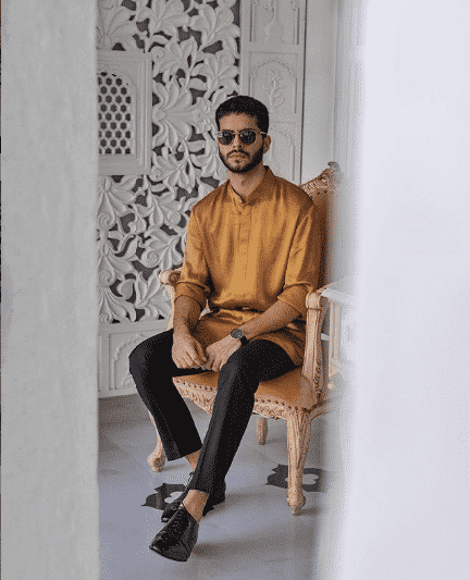 men indian wedding outfits