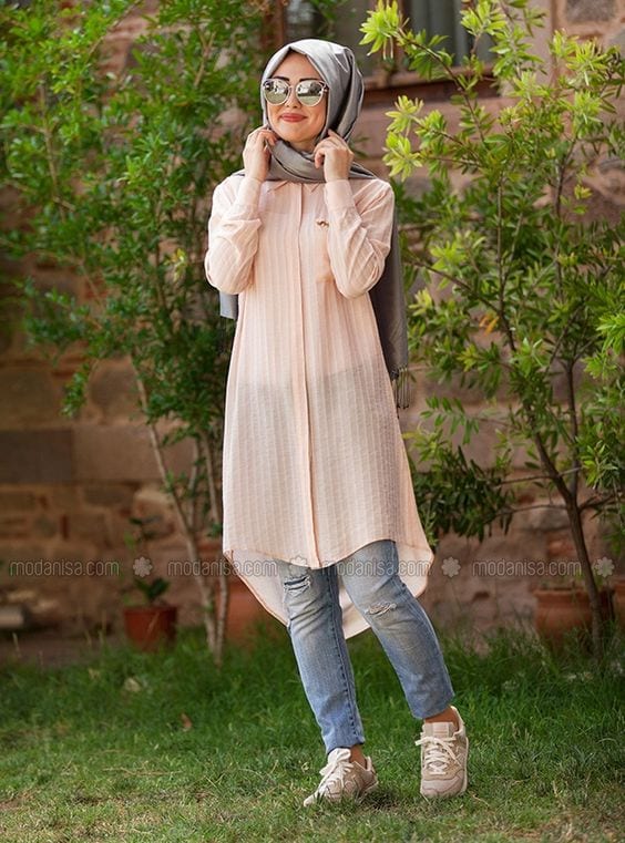 20 Ways to Wear Silk Hijab (8)