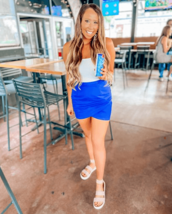 ways to wear cobalt blue skirt