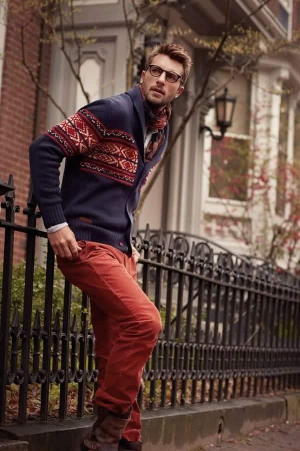 how to wear orange pants for men (29)