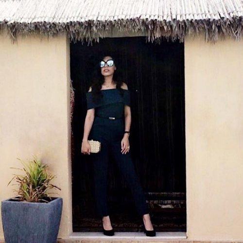 Girls Black Shirt Outfits 27 Tips How to Wear a Black Top Girls Black Shirt Outfits 27 Tips How to Wear a Black Top