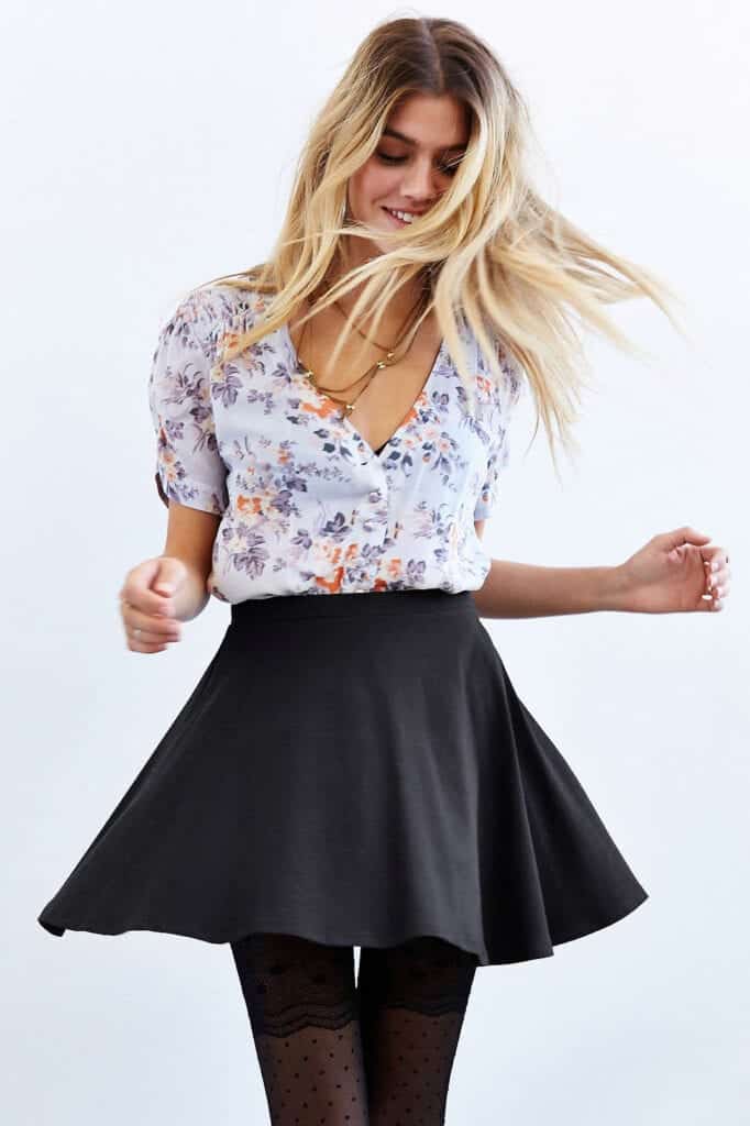 Skirt Outfits for College- 35 Ideas To Wear Skirts To School