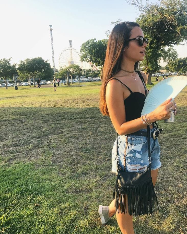 Beautiful Coachella Outfits for Girls (21)