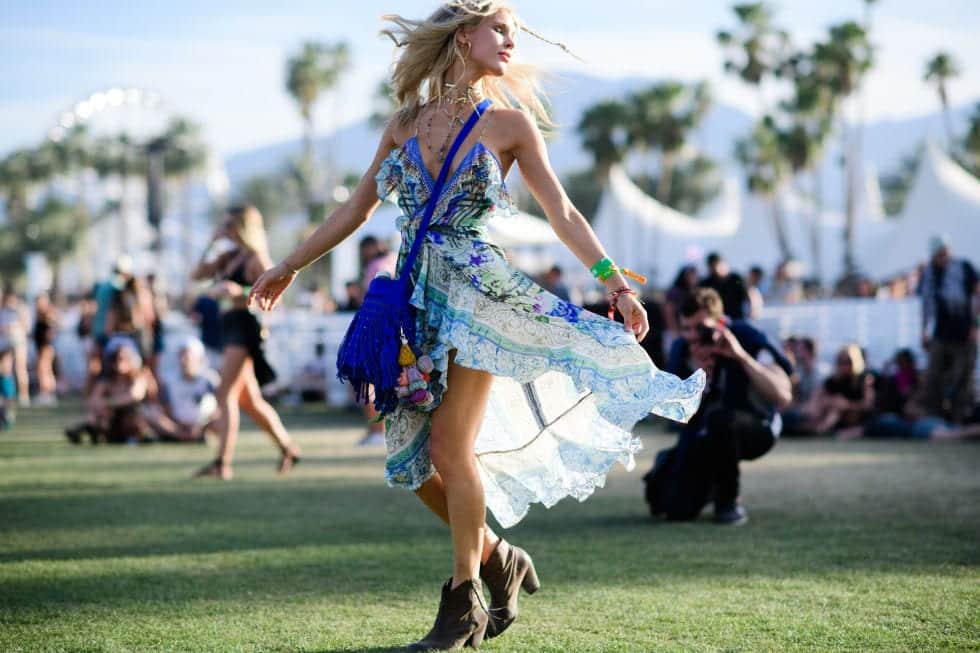 Beautiful Coachella Outfits for Girls (18)