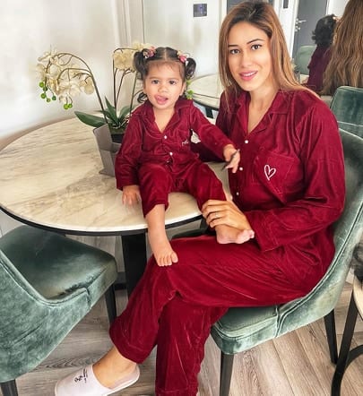 Pakistani Mother Daughter Matching Outfits