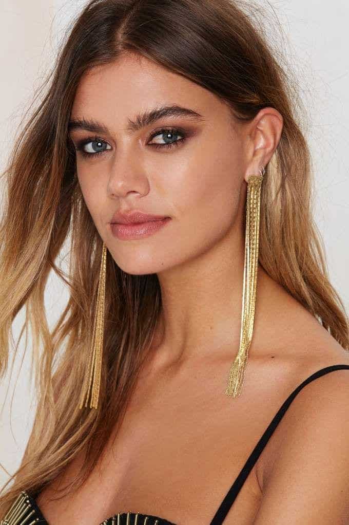 25 Earrings That Look Best With Long Hair