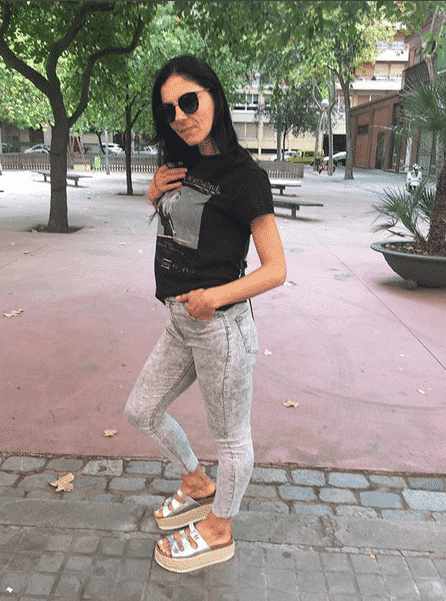 How to Style Grey Jeans? 30 Outfit Ideas for Girls