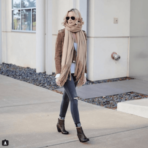 Outfits with Scarves - 50+ Ways to Wear a Scarf this Season
